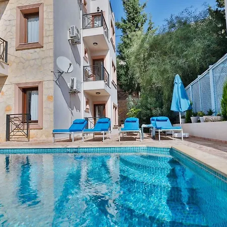 Safa Kalkan